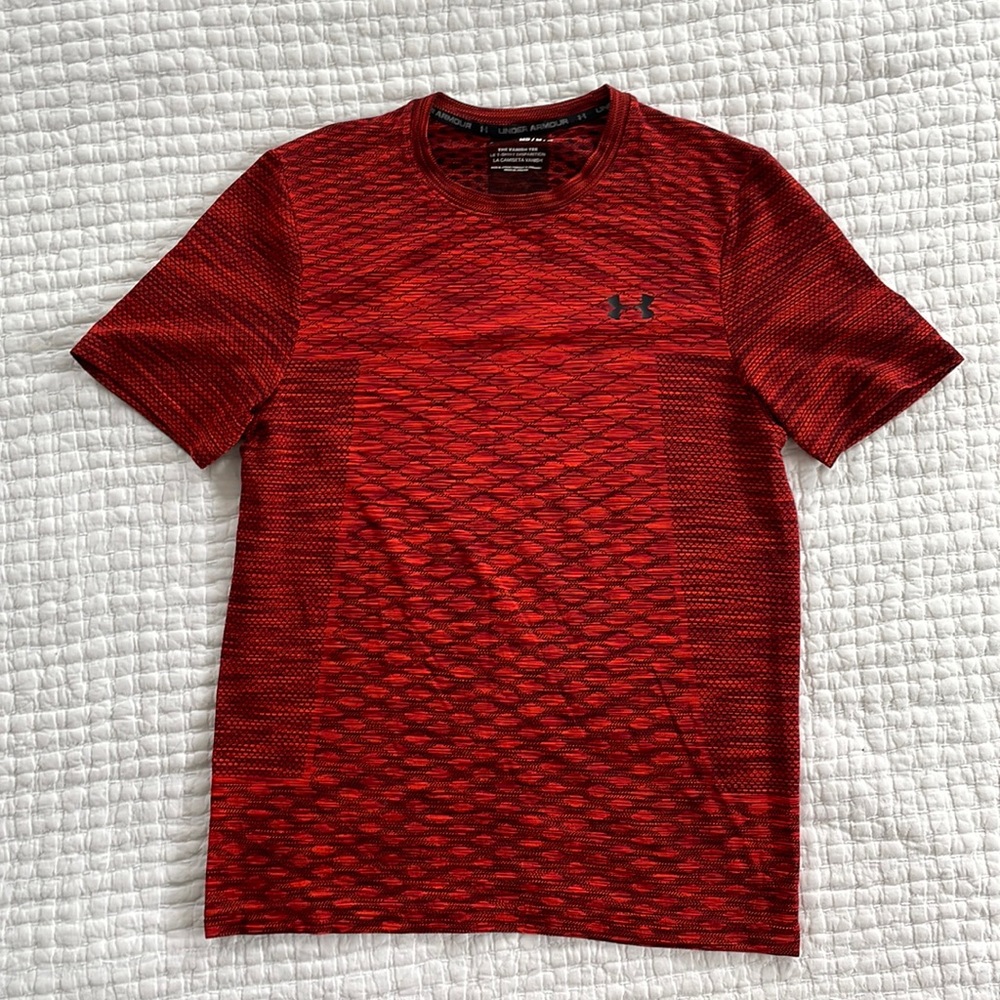 Under Armour Vanish Tee Medium Red